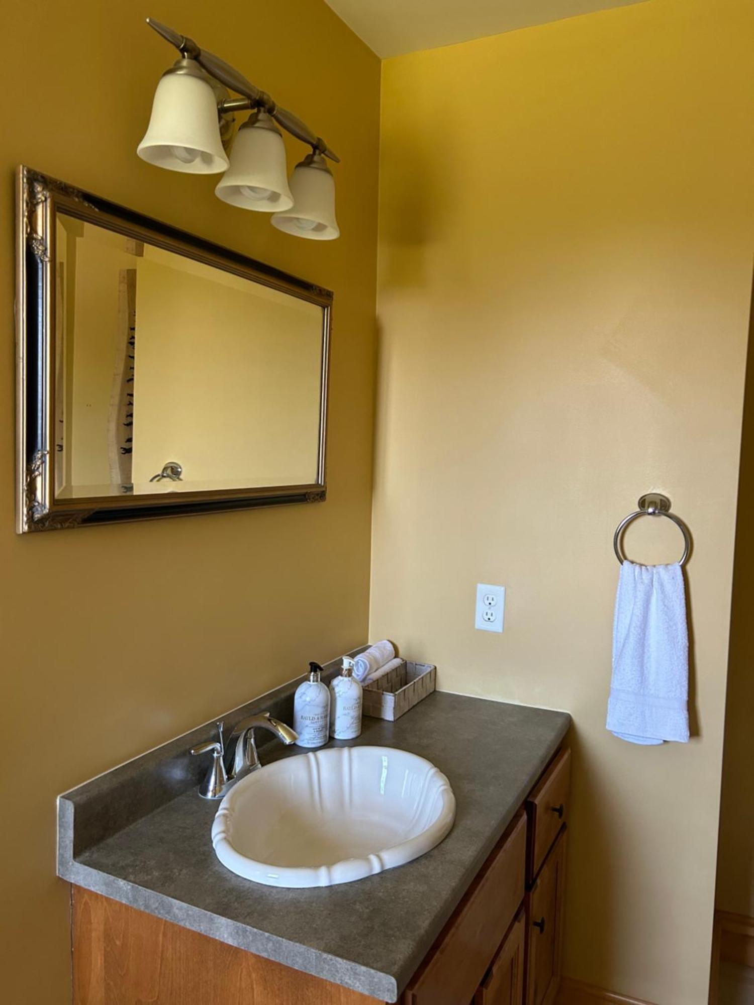 Tides Inn Guest Suites Halls Harbour 외부 사진